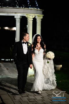 Roses & Baby's Breath Bridal Bouquet - Round Clutch Style