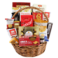 Deluxe Crackers & Tea Basket